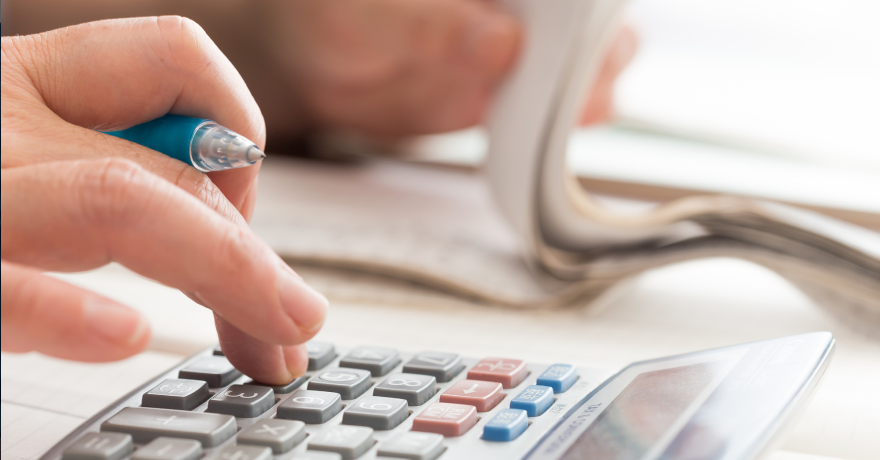 経理を丸投げしたい